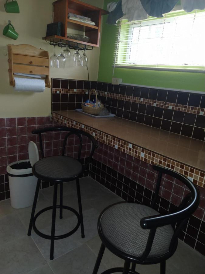 Gables Vacation Rentals With Private Gated Parking Onsite Knockpatrick Екстер'єр фото